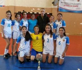 Hentbolda İncirliova Spor Lisesi Şampiyon